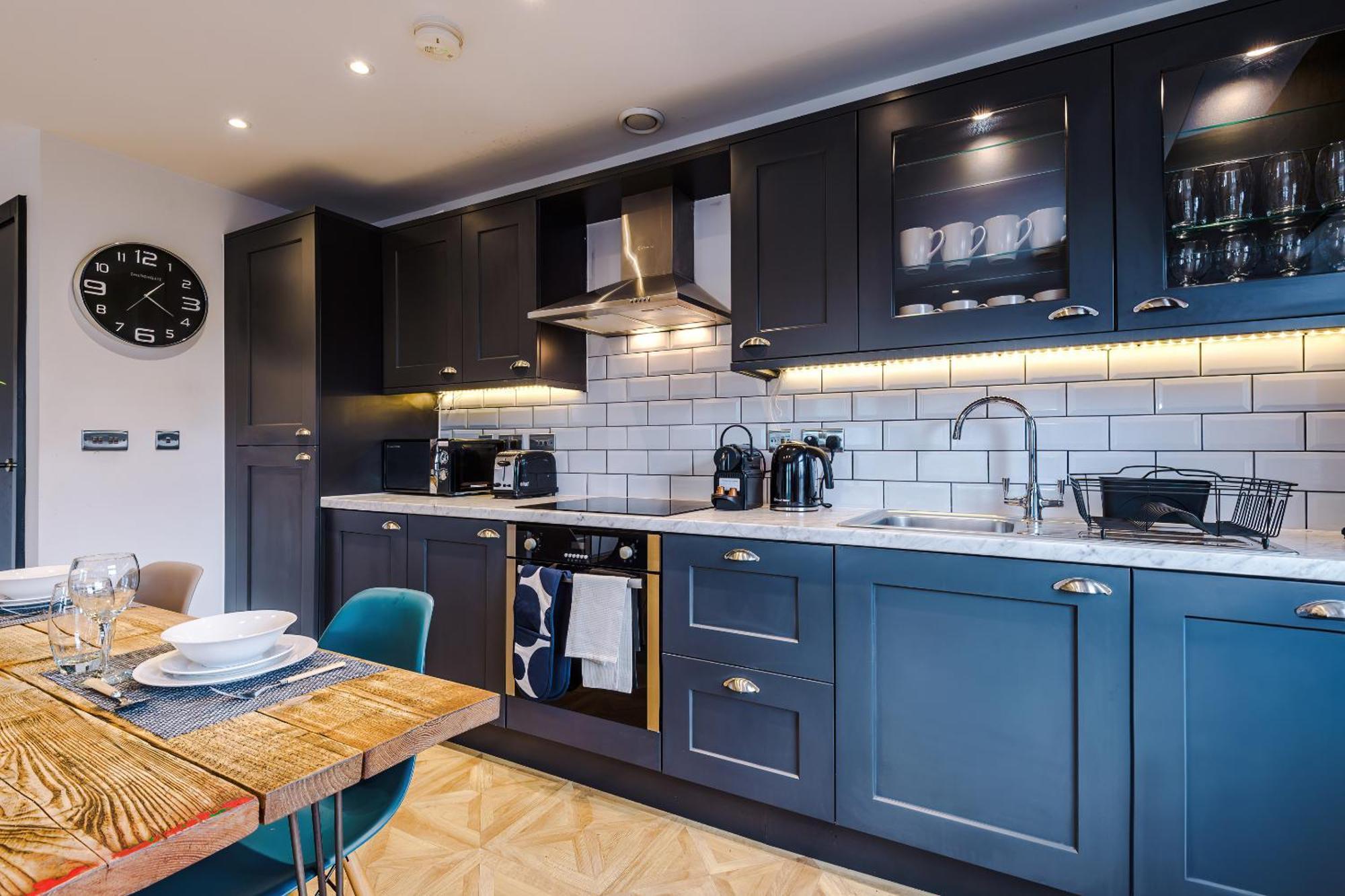 2 King Size Beds In Manhattan Styled Oversize Apartment Лидс Экстерьер фото